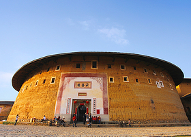 含接送/午餐/讲解 永定高北土楼王承启楼土楼一日游 纯玩团