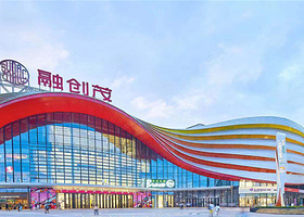 【官方大促 周年庆连住】双人广州融创乐园欢乐套票+广州热雪奇迹不限时滑雪+雪具+广州融创悦雪/施柏阁酒店