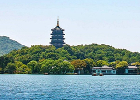 杭州雷峰塔+西湖游船+花港观鱼+灵隐飞来等一日游