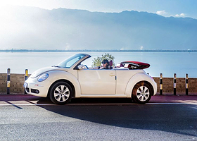 大理环洱海包车纯玩一日游【专车服务+上门接送+景点自由定制+独立用车+本地领队+纯玩不进店】