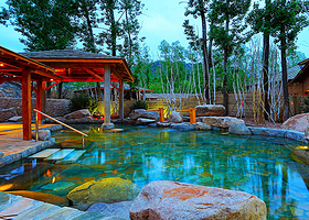 北京古北水镇+古北水镇汤泉一日游【长城脚下泡温泉/慢享生活】