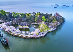 【错峰出游促销】住无锡市太湖鼋头渚风景区内★无锡樱花山庄1晚含早餐+2日无限次畅玩鼋头渚+可加订游船看红嘴鸥