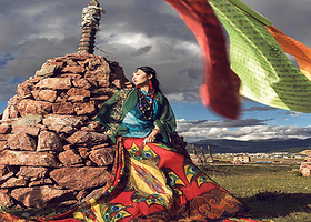 香格里拉普达措国家公园+松赞林寺一日游【县城内酒店上门接送 纯玩无购物 可选含纳帕海】