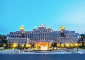 【五钻酒店近嬉戏谷】常州太湖湾明都国际酒店1晚+双早+双人2日2次嬉戏谷门票