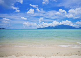 【私家团】大梅沙+中英街+金色海岸游艇+地王观光+深圳一日游【市区上门接送+门票全含+儿童免团费】