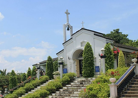 圣母玫瑰花园（Marian Orchard Church）