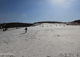 阜新纵横温泉滑雪场