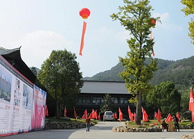 临安碧雪湖山庄