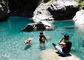 花莲慕谷慕鱼观光