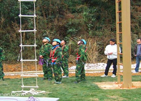 睿鹰户外运动（城南高校园区）