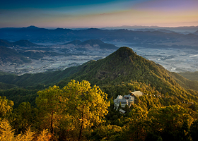 腾冲云峰山原始森林公园