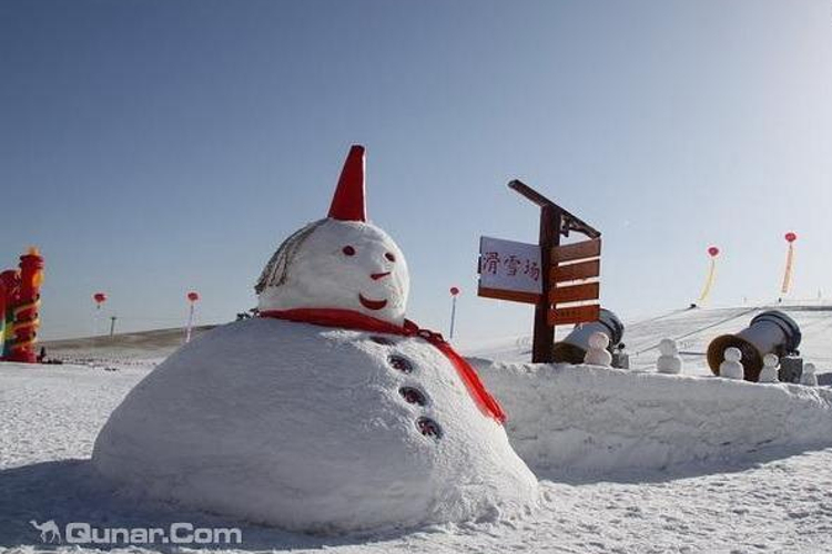 大漠沙湖滑雪场旅游