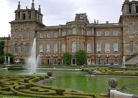 丘吉尔诞生地布莱尼姆宫