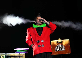 傅琰东魔术城堡