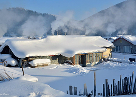 长白山原生态戏冬游乐景区