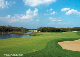 黑石高尔夫乡村俱乐部