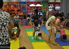 开心哈乐亲子乐园