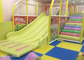 贝贝乐儿童游乐园