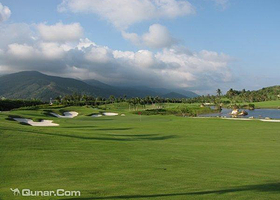 香水湾高尔夫球俱乐部