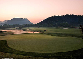 浙江安吉龙王溪乡村俱乐部