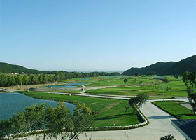 内蒙古大青山太伟高尔夫俱乐部