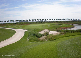 曹妃湖高尔夫俱乐部