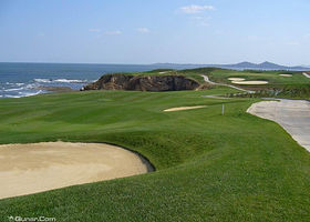 马山寨·伍思楠高尔夫俱乐部