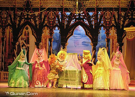 武汉人民艺术剧院“1001·戏剧沙龙”