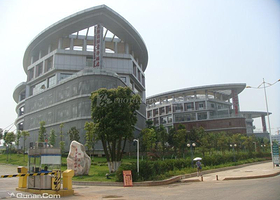 湖南省青少年活动中心