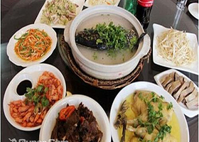 天目湖丽华大鱼头土菜馆