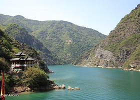 四川省阆中市熊猫乐园古战场