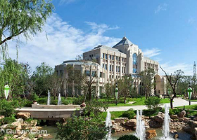 亿达春田中央公园