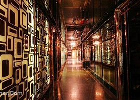 东方斯卡拉朝外店