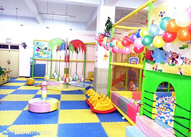 朝阳小区儿童乐园