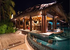 三亚唐拉雅秀酒店池畔餐厅