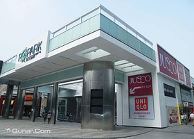 东方宝泰购物广场