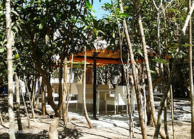 海棠湾蓝湾庭院餐厅