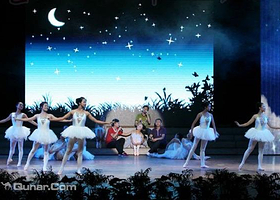 黄石市磁湖剧院