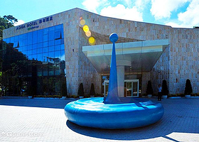 华侨城瀑布酒店