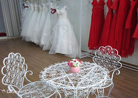 美恩彩妆婚纱馆