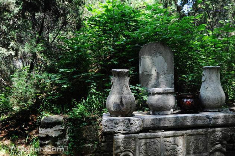 苏轼父子墓旅游