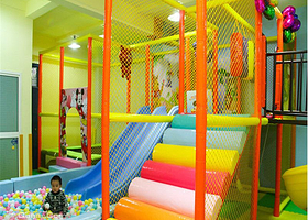 小房子儿童乐园