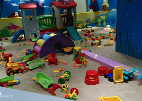 大黄鸭儿童乐园