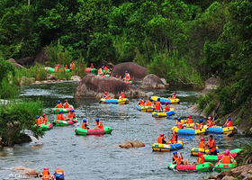 白河湿地汤河川漂流