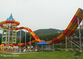 凤凰湖黄金海岸水上乐园