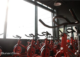 狼道健身俱乐部