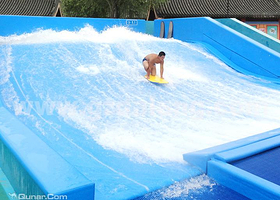 格林湾水上乐园