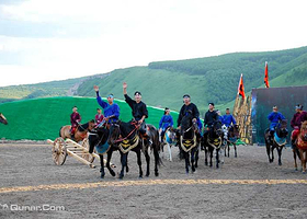 大型实景剧《成吉思汗的黑燾》
