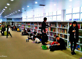 广州新少儿图书馆