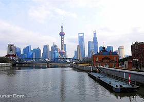 苏州河观光游船